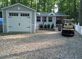 Site #0613 - Loft - Boat Stake