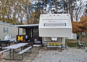 Site #4272 - Convenient Center right across the street!!!!