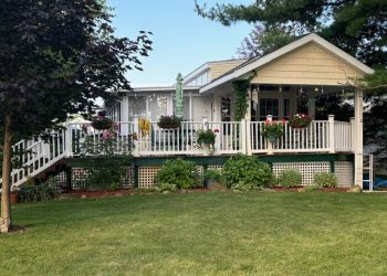 Site #6158 - Waterfront - Loft - Boat Stake