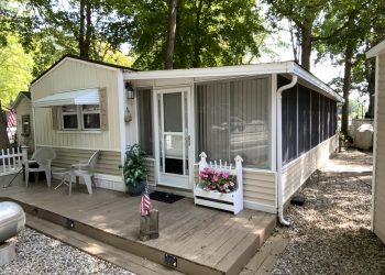 Site #5451 - Waterfront - Boat Stake