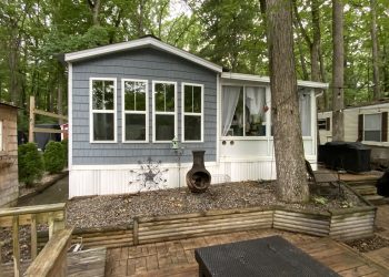 Site #0776 - Waterfront on the Channel - Boat Stake